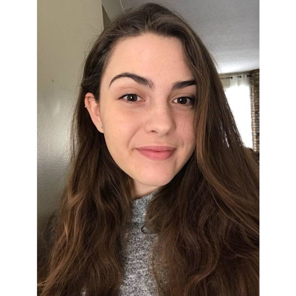 Meet your Posher, Courtney